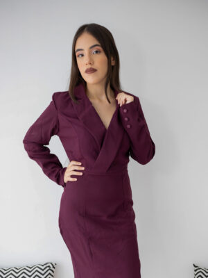 Vestido Autoridade Marsala