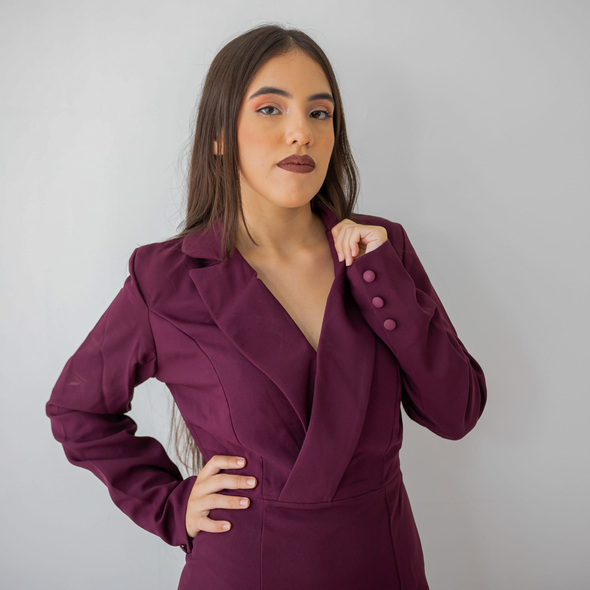 Vestido Autoridade Marsala - Imagem 2